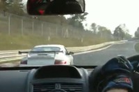 Vidéo : Megane R26 R vs Porsche GT3 au Nürburgring, ou comment prouver que la puissance ne fait pas tout !
