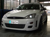 Focos : La Ford Focus Cosworth (529 chevaux, et 4 roues motrices)