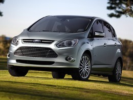 Ford-C-Max-Energi-et-C-Max-hydride-2-voies-differentes-64909.jpg