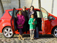 Nos drôles de dames testent l'Opel Meriva