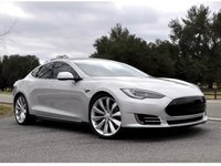 [vidéo] la Tesla Model S de pré-production prend la route