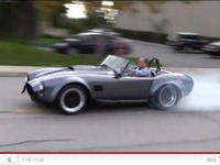 AC Cobra : maintenant disponible avec le V8 5,0l de la Mustang GT 2011