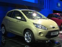 La Ford Bond Ka Hydrogen, une star ! 