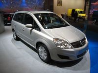 Stand Opel : Zafira et Combo ecoFLEX au GNV
