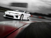 Comment utiliser convenablement le launch control de la Lexus LF-A