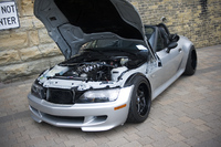 Réveil Auto - BMW Z3 M Fluid Motor Union, une fanfare à six clairons