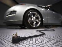 Stationnement : le « droit à la prise » des véhicules électriques acté dans le Journal Officiel