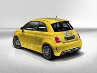 Genève 2011 : de nouvelles couleurs pour l'Abarth 695 Tributo Ferrari