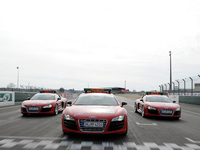 24 Heures du Mans 2010: Les safety cars d'Audi passent au rouge