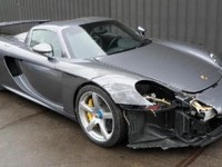 A vendre : Porsche Carrera GT, prévoir quelques réparations