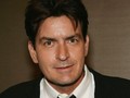 Charlie Sheen, l'homme qui offre des voitures de luxe à toutes ses conquêtes