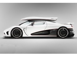 journée d'achat de matos chez De WAEL S5-Geneve-2011-Koenigsegg-Agera-R-1130-ch-et-un-coffre-de-toit-66481