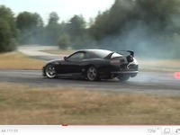 Une Toyota Supra de 1000ch qui peut prendre des virages, c'est rare mais ça existe