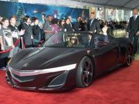 Le concept Acura NSX roadster se pavane à Hollywood