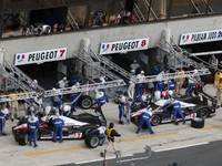 Une Peugeot 908 HDI FAP mise aux enchères