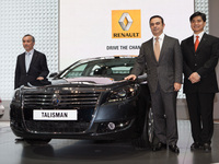 Pékin 2012 : Carlos Ghosn présente la Renault Talisman