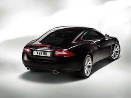 Jaguar-XK-Celebration-pour-feter-un-demi-siecle-de-E-67263.jpg