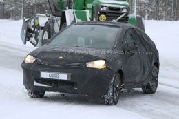 La future Citroën DS4 se promène bien habillée pour l'hiver