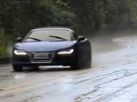 [Vidéo] Traverser le Brésil en Audi R8 Spyder, ça doit forcément être cool