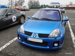 Photos du jour : Renault Clio V6