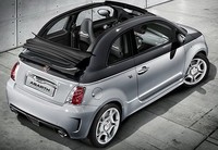 Genève 2010 : Fiat 500c & Punto Evo Abarth, le scorpion est partout