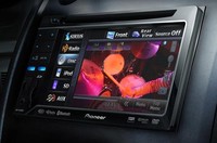 Station multimédia Pioneer AVH-P3200BT, nouvelle référence double din?
