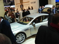 Et la voiture la plus difficile à photographier du salon de Genève est : l'Aston Martin Rapide !