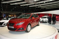Genève 2010 Live : Seat Ibiza ST, break dance