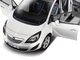 La vie en «Black and White» pour l'Opel Meriva
