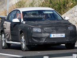 Future-Renault-Safrane-en-remplacement-de-la-Vel-Satis-et-de-la-Laguna-57436.jpg