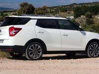 Ssangyong invente le vitrage à ouverture et fermeture...tactile