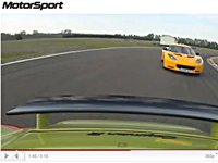 [vidéo] Motorsport oppose Porsche Cayman R et Lotus Evora S