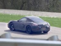 Le futur Porsche Cayman se laisse prendre pour la 1ère fois
