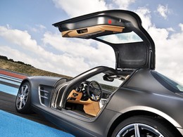 Mercedes AMG Tour : les grands huits sur le Paul Ricard