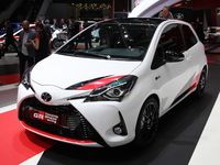 Toyota Yaris restylée GRMN : énervée - Vidéo en direct du salon de Genève 2017