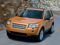 Le Land Rover Freelander 2 passe par la case rappel : le toit ouvrant fait des siennes.