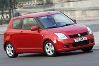 La Suzuki Swift au rappel : les airbags latéraux peuvent péter !
