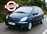 Le Citroën Xsara Picasso au rappel : défaut de soudure au niveau de la ceinture.