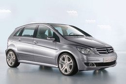 Mercedes-Classe-B-l-etoile-cible-le-Scenic-41618.jpg