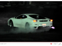 [vidéo] Une Ferrari F430, un bourrin, de la fumée et un gros mal au coeur