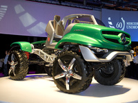 Mercedes - Un concept Unimog fou fou fou