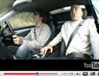 Vidéo : une gerbe pour Damon Hill 