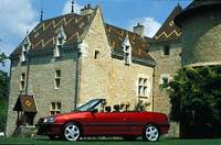 Peugeot 306 Cabriolet :   Élégante et raisonnable 