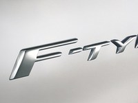 Souvenir souvenir... Jaguar E1A en vidéo: l'ascendante de la F-Type c'est elle!