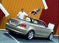 Nouvelle BMW Série 1 Cabriolet en détails (44 photos HD + 1 vidéo)