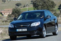 Chevrolet-Epica-2-0-VCDI-150-ch-Mars-2007-45902.jpg