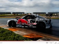 Mad Mike présente la cinquième version de sa Mazda RX7 FD 26B de drift