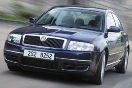 SKODA-SUPERB-V6-TDI-163-CH-46034.jpg