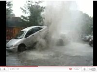 Montreal : un geyser fou envoie en l'air une Ford Focus