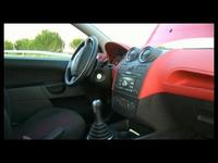 Ford Fiesta 2006 : la fête est à l’intérieur